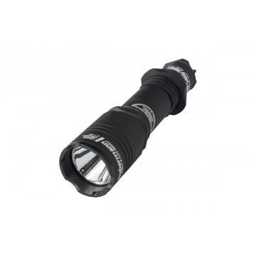 Svítilna Armytek Dobermann Pro XHP35  / Studená bílá / 1700lm (1h) / 395m / 9 režimů / IP68 / Li-Ion 18650 / 115gr