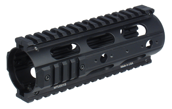 Předpažbí UTG PRO M4/AR15 Carbine Length Symmetrical Split Slim-Rail (MTU00...